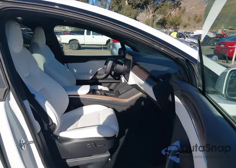 2023 Tesla Model X Dual Motor All-Wheel Drive/Standard Range из США, поврежденный, VIN 7SAXCBE50PF385113